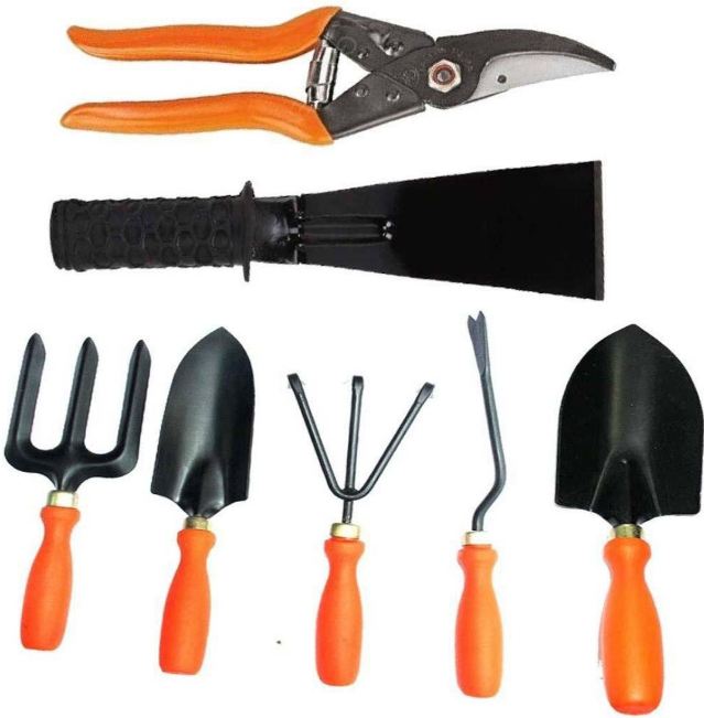 AGT751 Small Trowel, 1 Big Trowel, 1 Cultivator, 1 Weeder, 1 Fork, 1 Double Cut Pruner, 1 Khurpi 2 inch  and  Combo and Mejor  Cutter