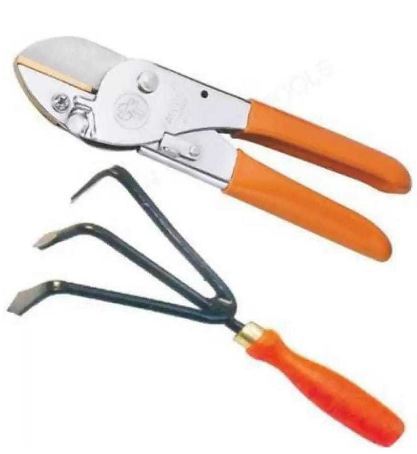 AGT Gardening Tools Set with Cultivator and Cutter Grass Garden Tool